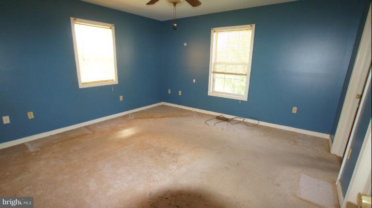 12400 River Road Ridgely, MD 21660 - Photo 13 of 16 Bedroom (Master)