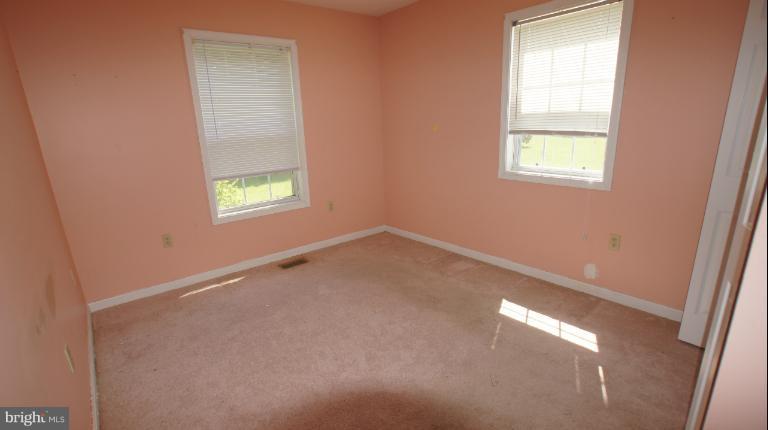 12400 River Road Ridgely, MD 21660 - Photo 14 of 16 Bedroom
