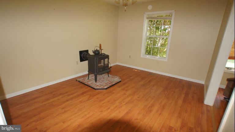 12400 River Road Ridgely, MD 21660 - Photo 5 of 16 Dining Room