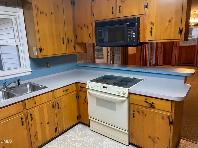 $325,000 | 117 Fleming Drive, Durham, NC 27712