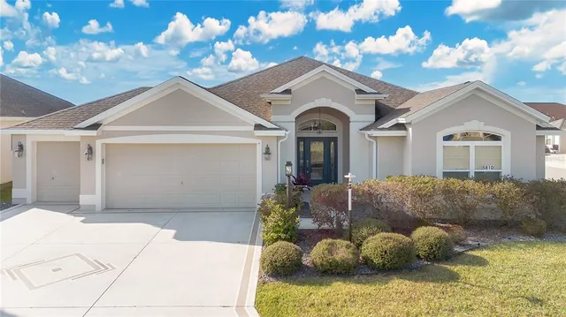 $599,900 | 5810 Penney Lane, The Villages, FL 32163
