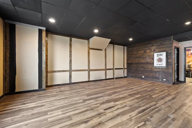 $830,000 | 700 Northwest Highway, Fox River Grove, IL 60021