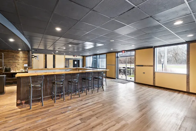 $830,000 | 700 Northwest Highway, Fox River Grove, IL 60021