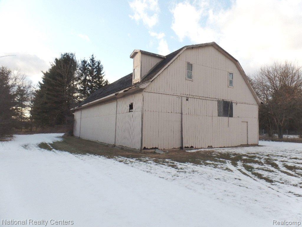 5877 Gotfredson Road Plymouth, MI 48170 - Photo 5 of 31 Gallery Image 5