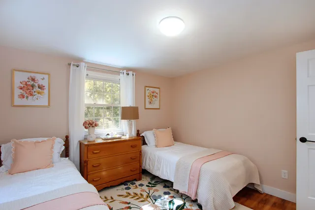 $1,155,000 | 70 Deerfield Lane, Eastham, MA 02642