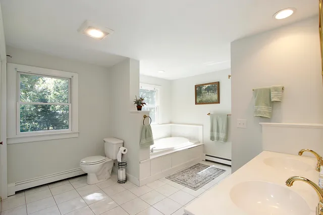 $1,155,000 | 70 Deerfield Lane, Eastham, MA 02642