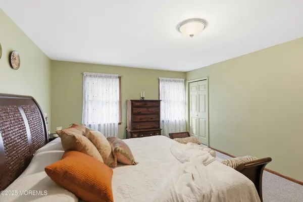 $599,000 | 109 Foxhollow Drive, Lanoka Harbor, NJ 08734