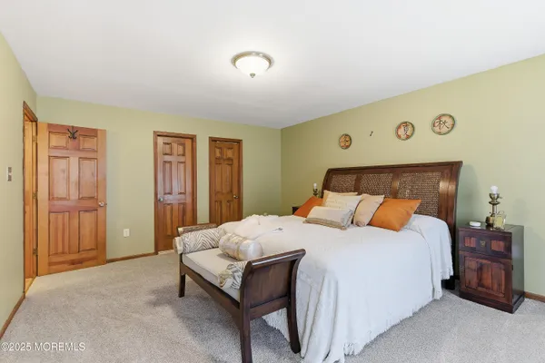 $599,000 | 109 Foxhollow Drive, Lanoka Harbor, NJ 08734