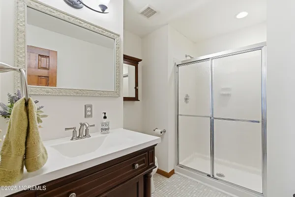 $599,000 | 109 Foxhollow Drive, Lanoka Harbor, NJ 08734