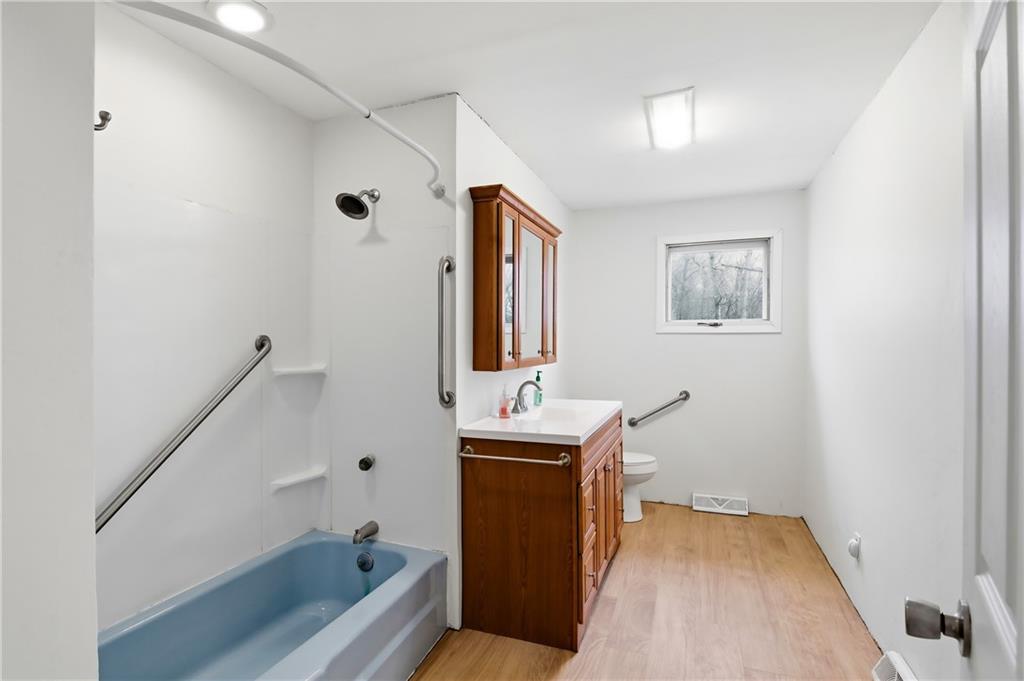 124 Middle Road Industry, PA 15052 - Photo 27 of 32