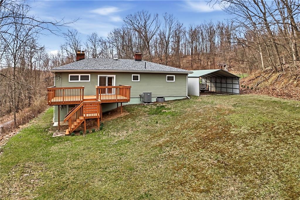 124 Middle Road Industry, PA 15052 - Photo 6 of 32