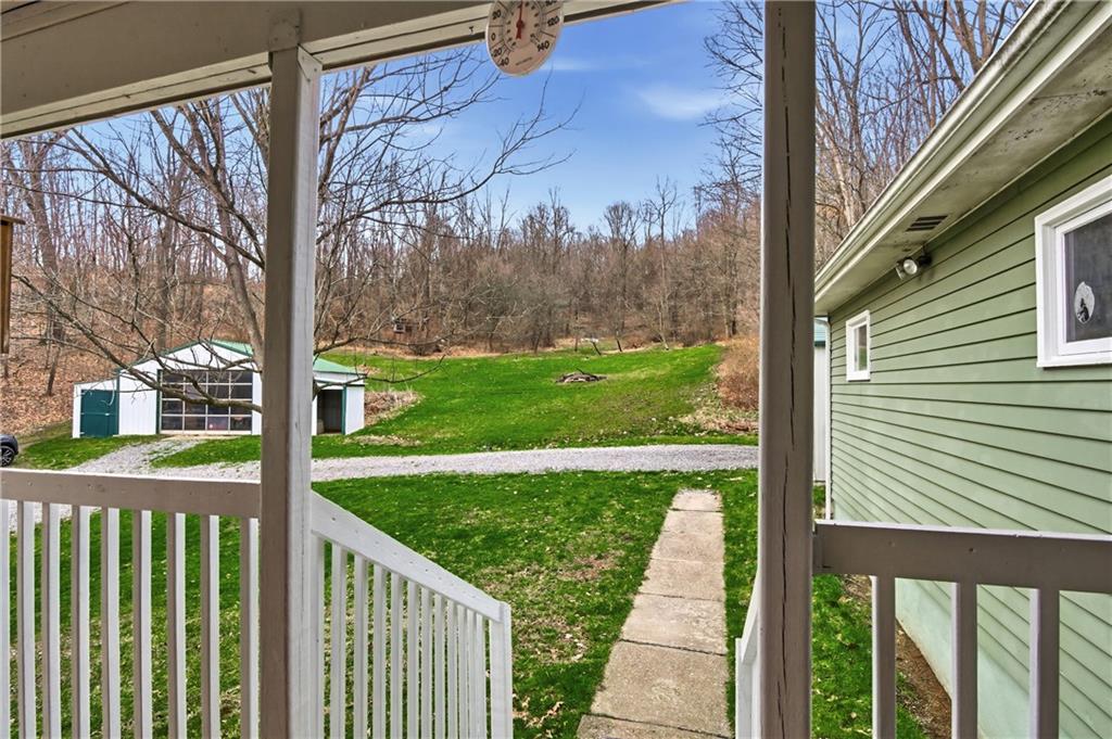 124 Middle Road Industry, PA 15052 - Photo 9 of 32