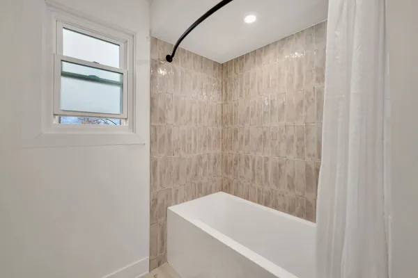 $459,900 | 1111 Harvest Drive, Shorewood, IL 60404