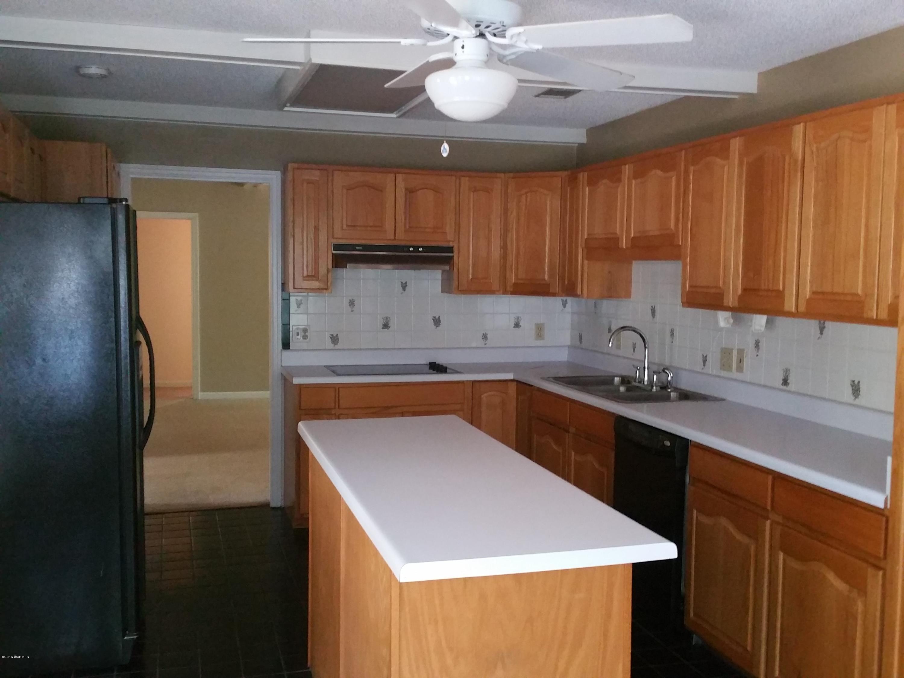 26 Rivers Court Beaufort, SC 29907 - Photo 12 of 40 26 Rivers Court 015