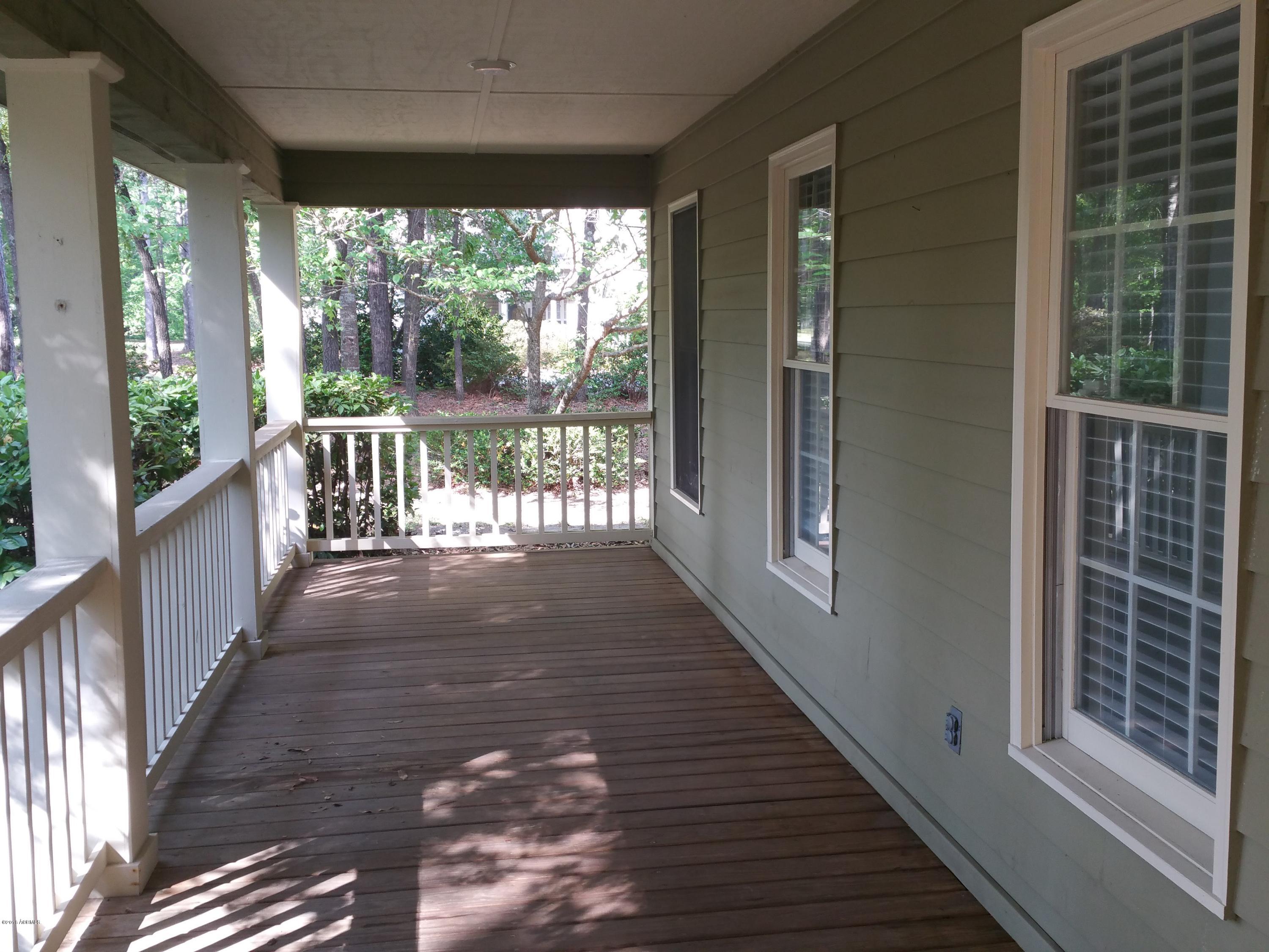 26 Rivers Court Beaufort, SC 29907 - Photo 8 of 40 26 Rivers Court 010