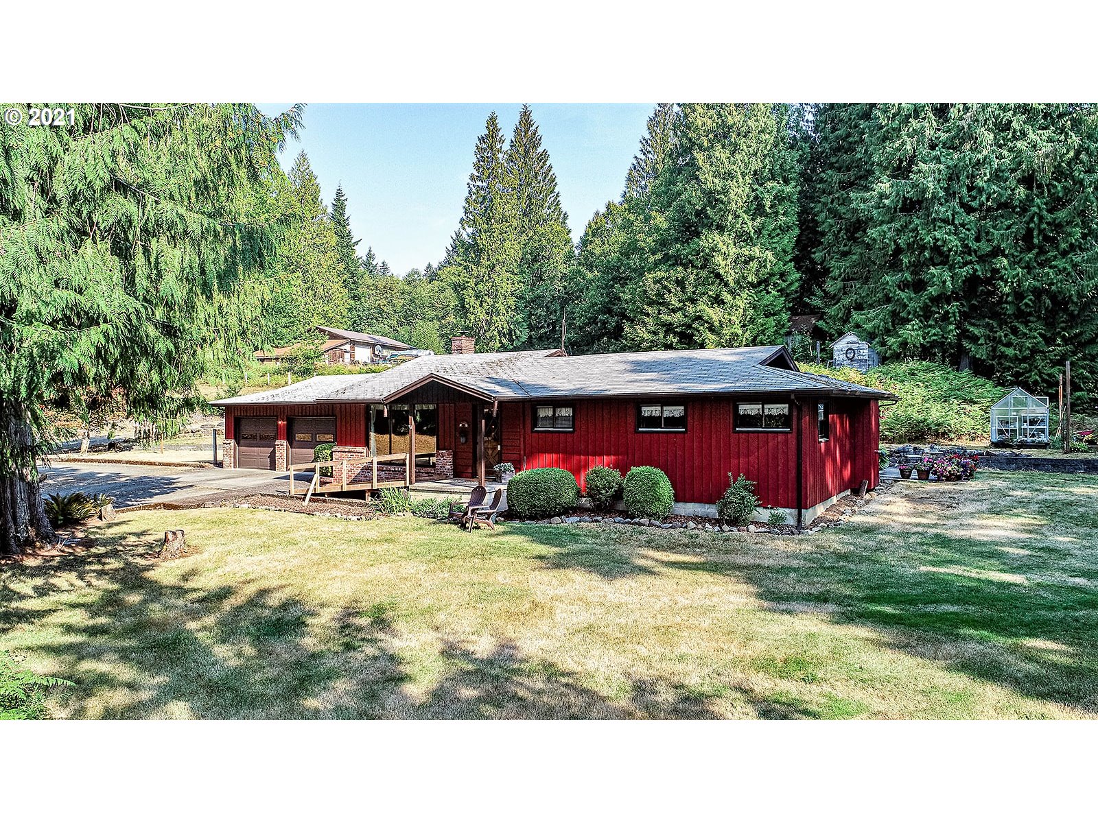 2681 East Loop Road Stevenson, WA 98648 - Photo 1 of 32