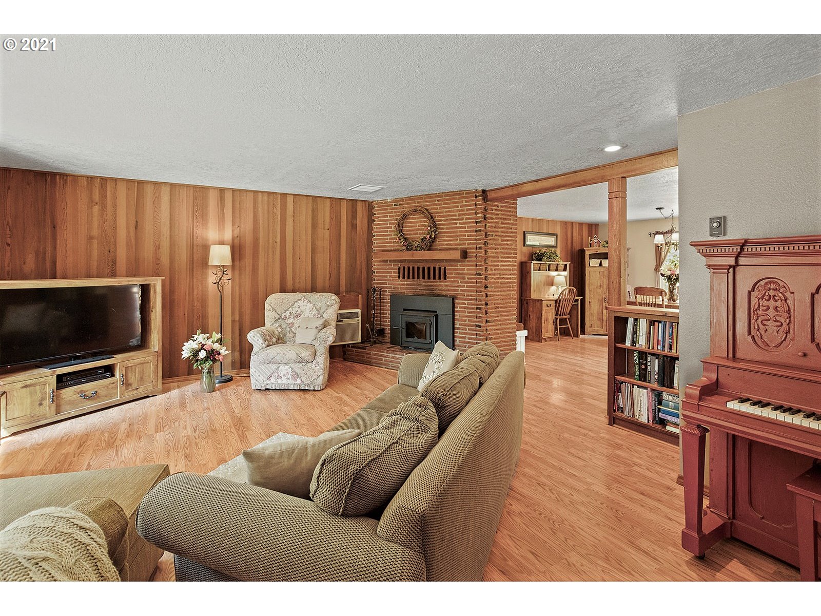 2681 East Loop Road Stevenson, WA 98648 - Photo 17 of 32