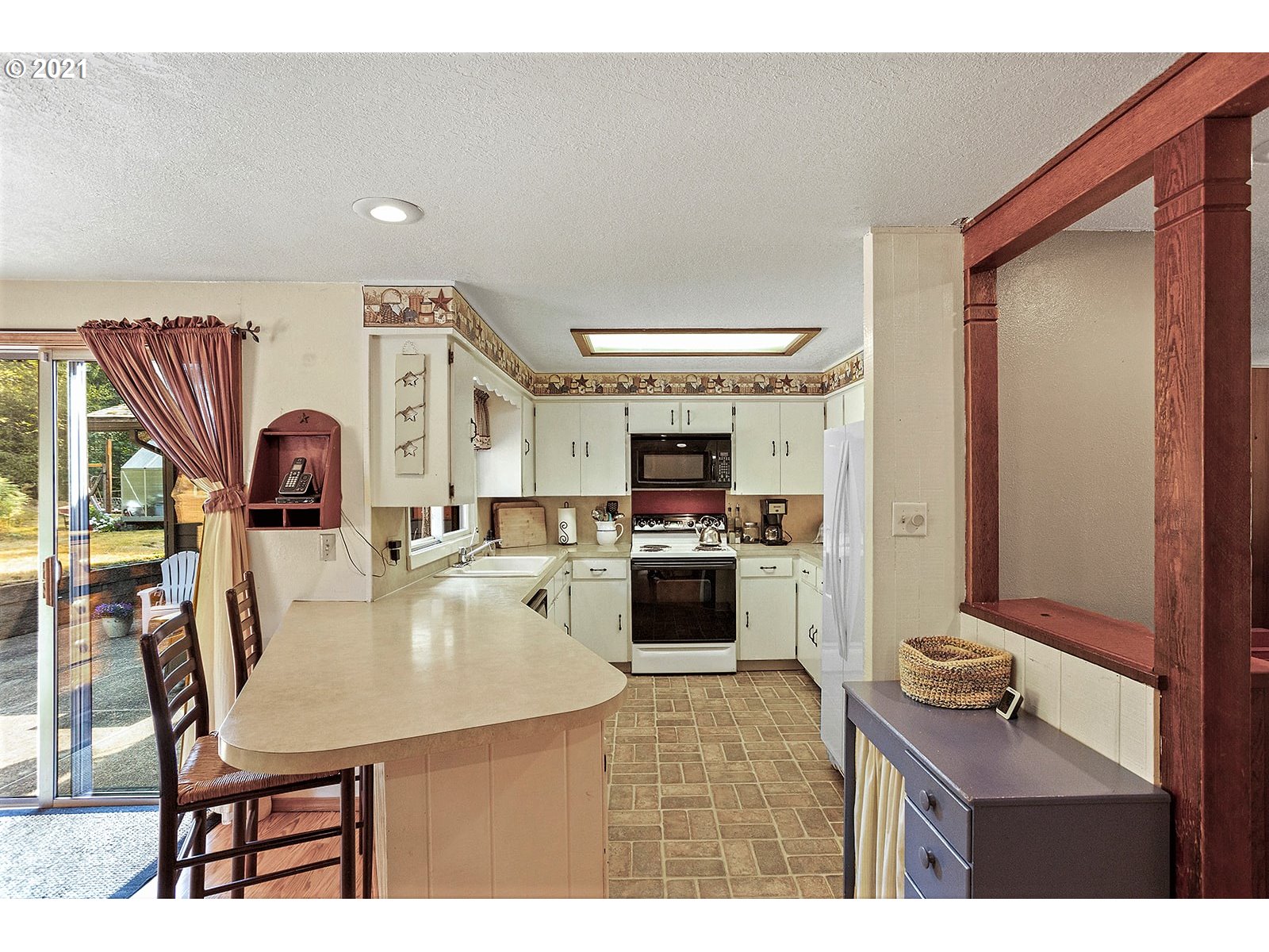 2681 East Loop Road Stevenson, WA 98648 - Photo 20 of 32