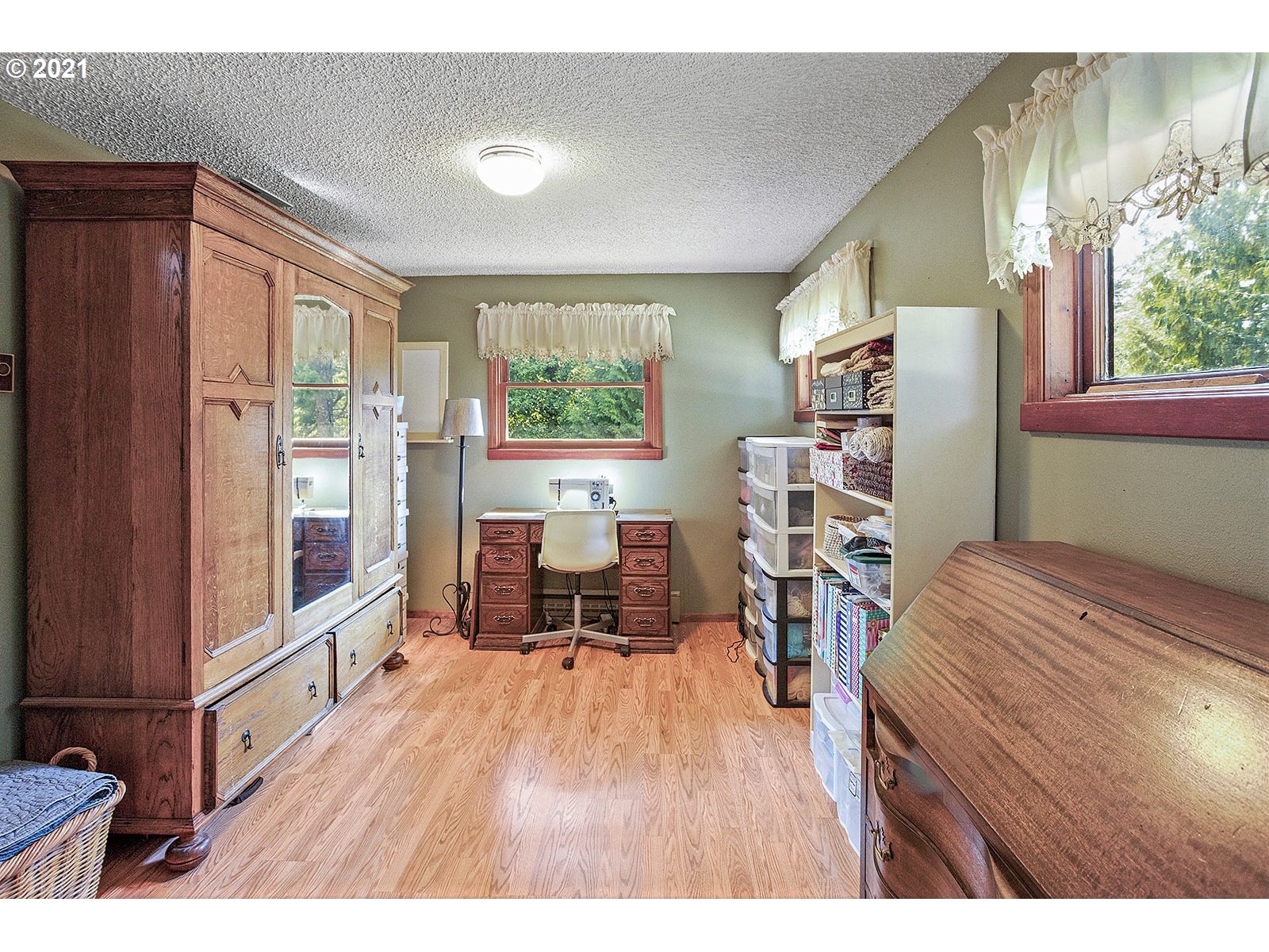 2681 East Loop Road Stevenson, WA 98648 - Photo 29 of 32