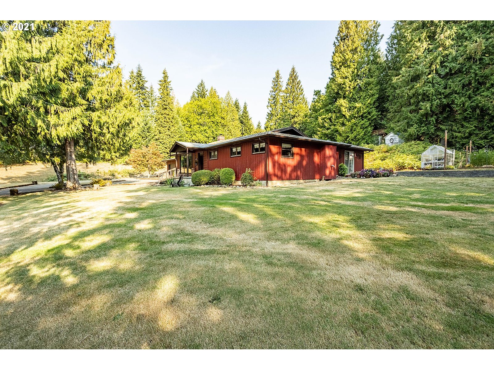 2681 East Loop Road Stevenson, WA 98648 - Photo 5 of 32