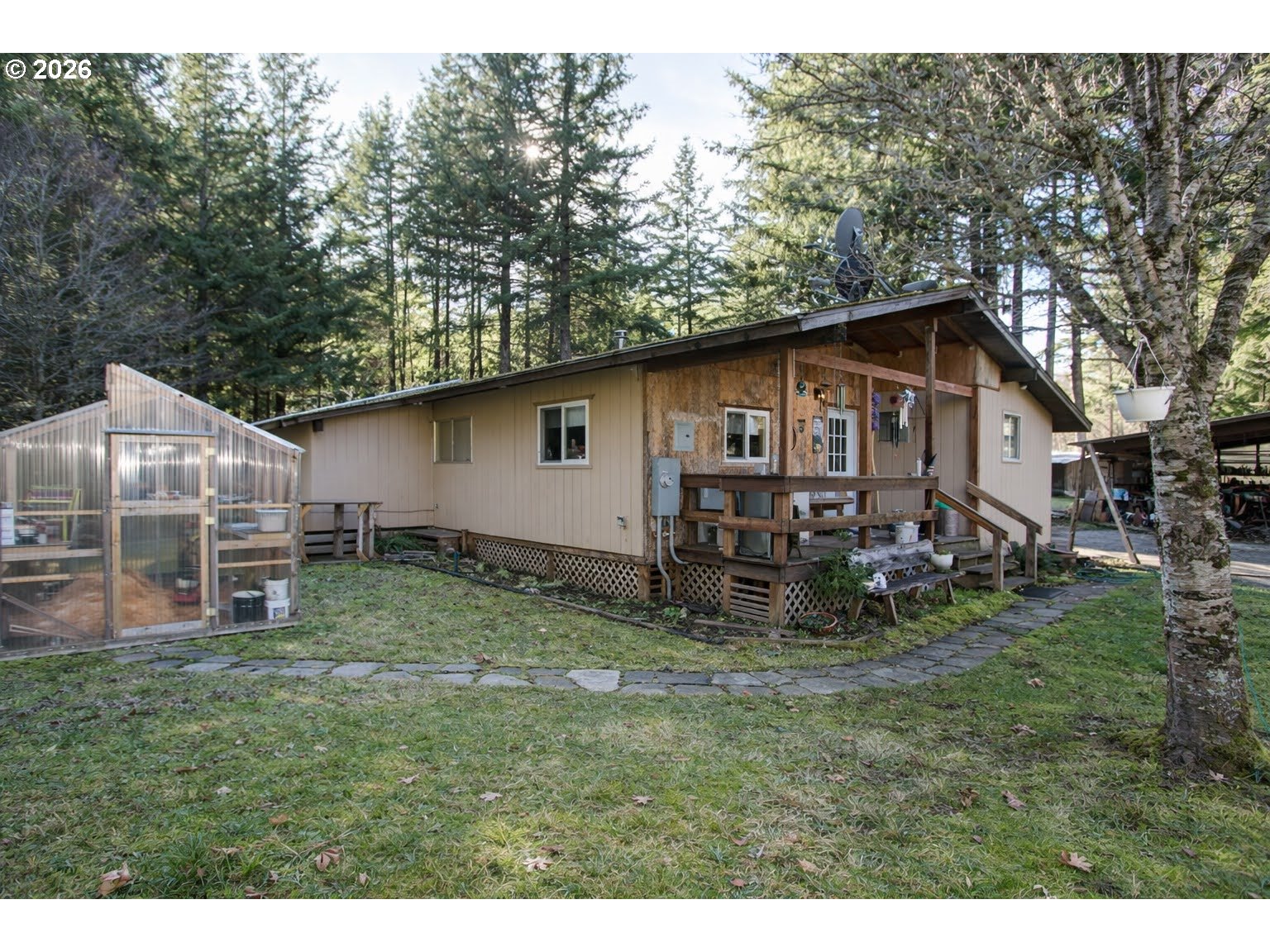 1954 Yeust Road Azalea, OR 97410 - Photo 14 of 19