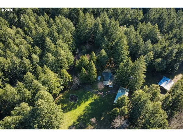 $325,000 | 1954 Yeust Road, Azalea, OR 97410