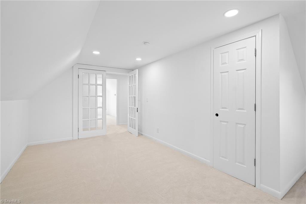 316 Spring Street Thomasville, NC 27360 - Photo 27 of 47