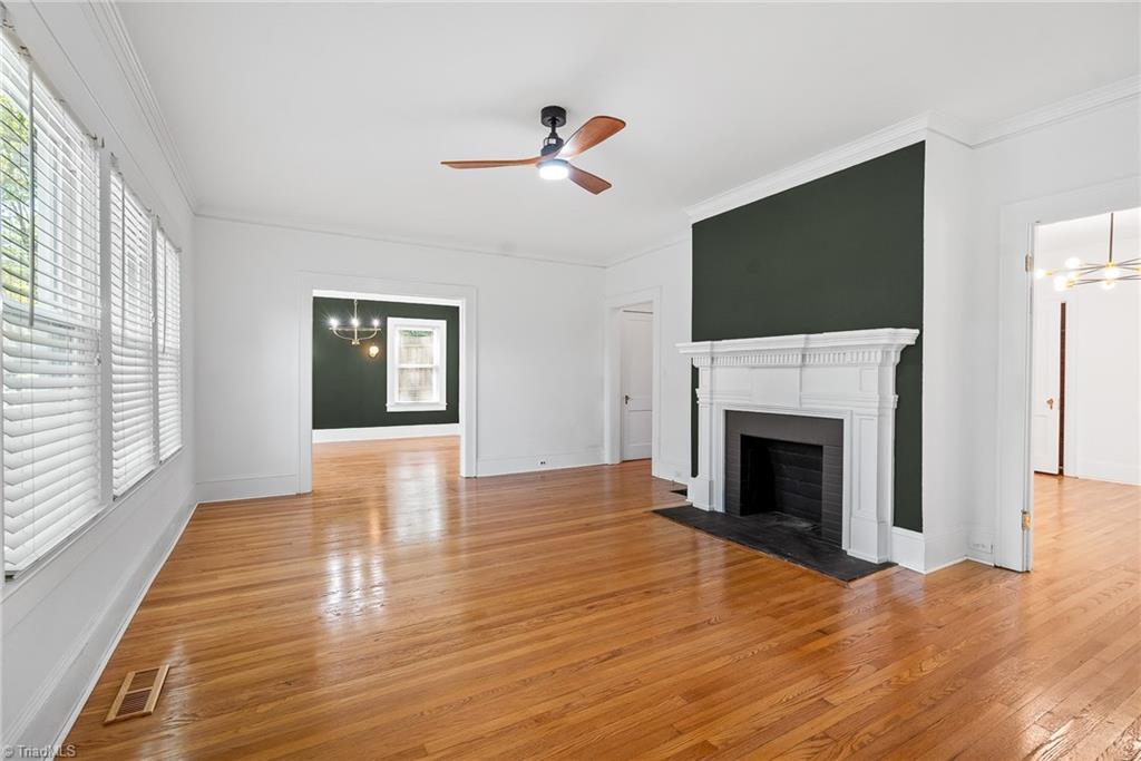 316 Spring Street Thomasville, NC 27360 - Photo 5 of 47