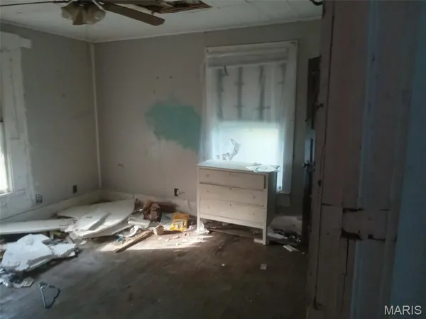 $34,900 | 255 West 3rd Street, Newburg, MO 65550