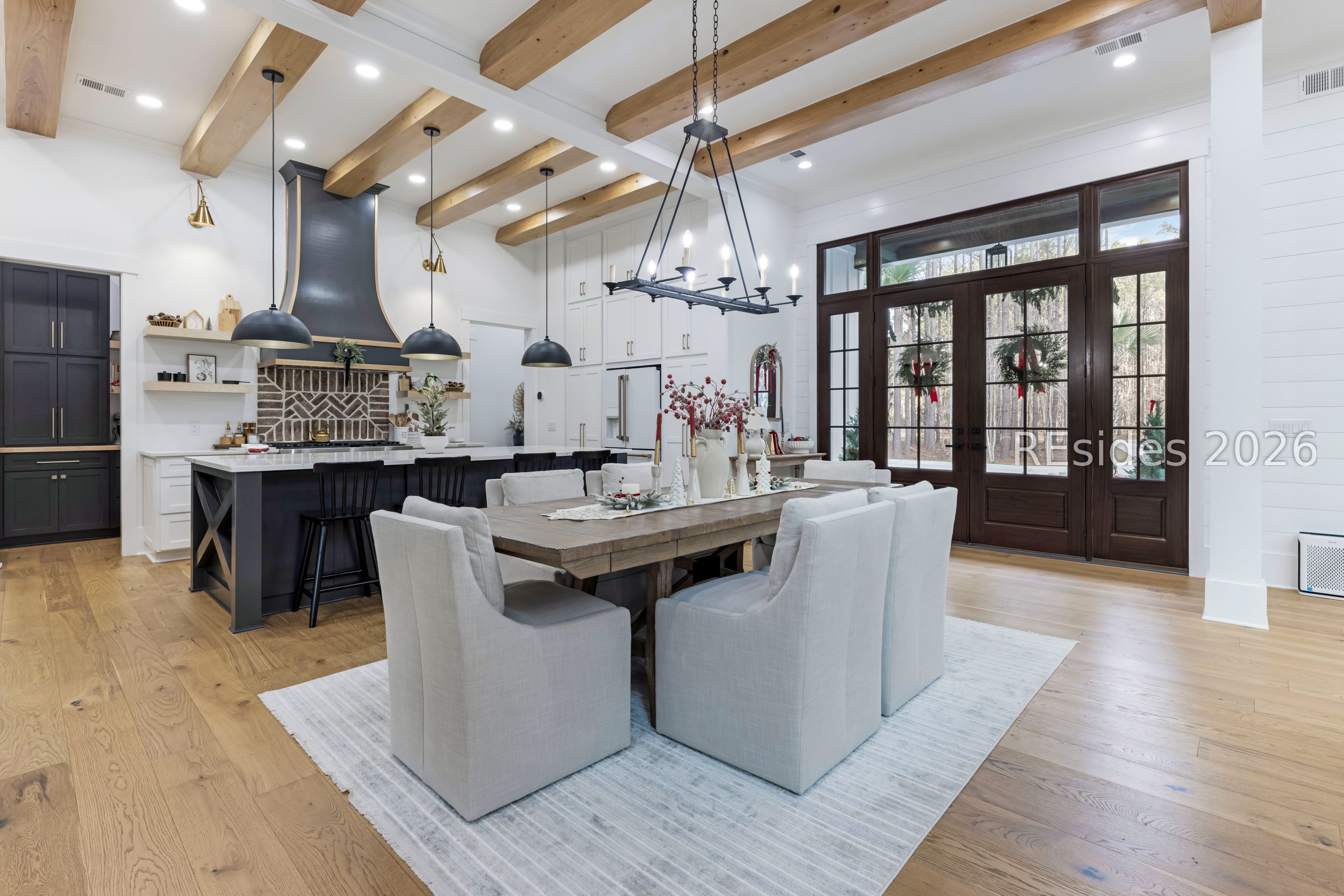 31 Foxchase Lane Bluffton, SC 29910 - Photo 18 of 80 Eat in kitchen view to front entrance