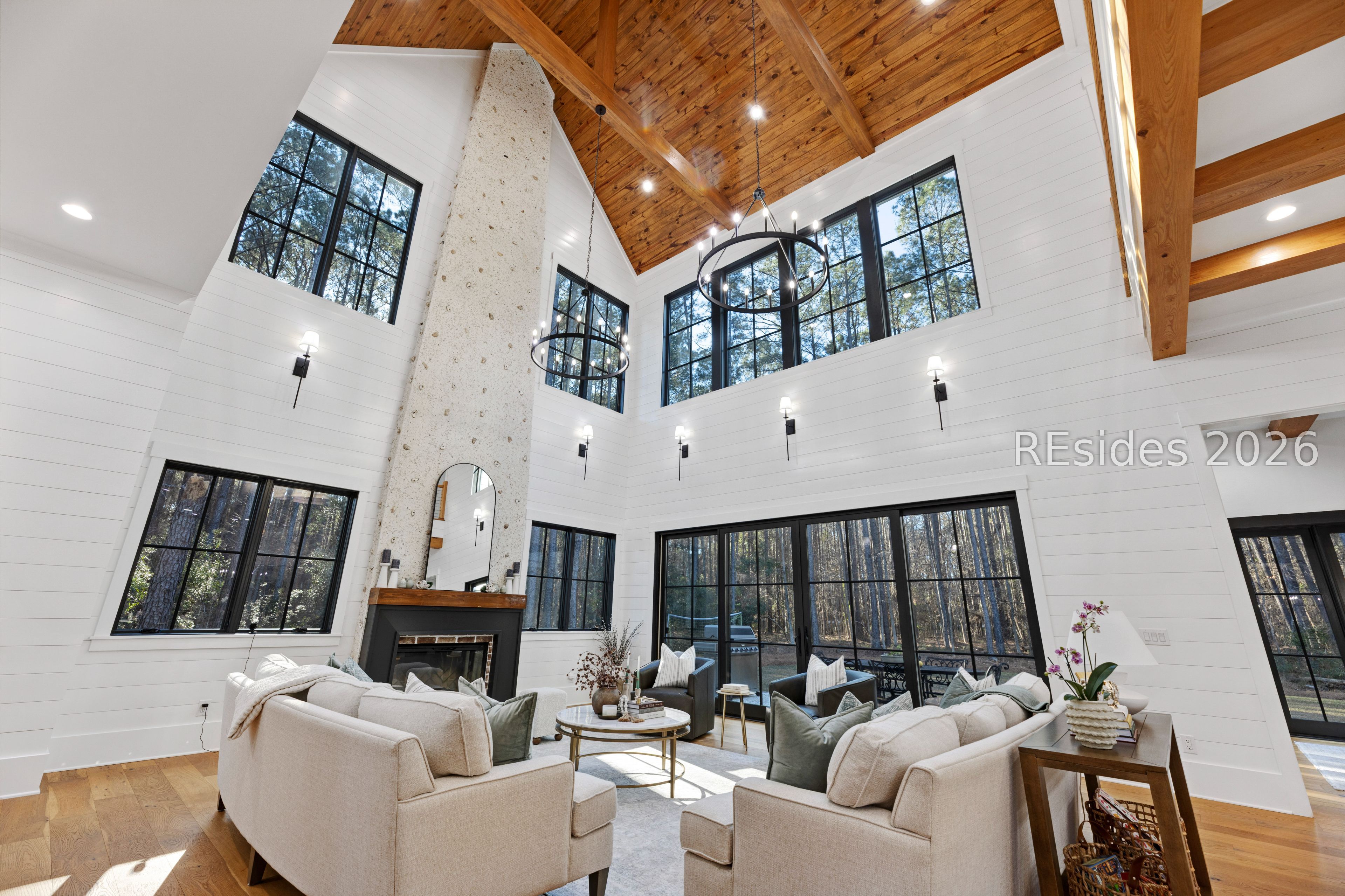 31 Foxchase Lane Bluffton, SC 29910 - Photo 24 of 80 Vaulted natural ceilings