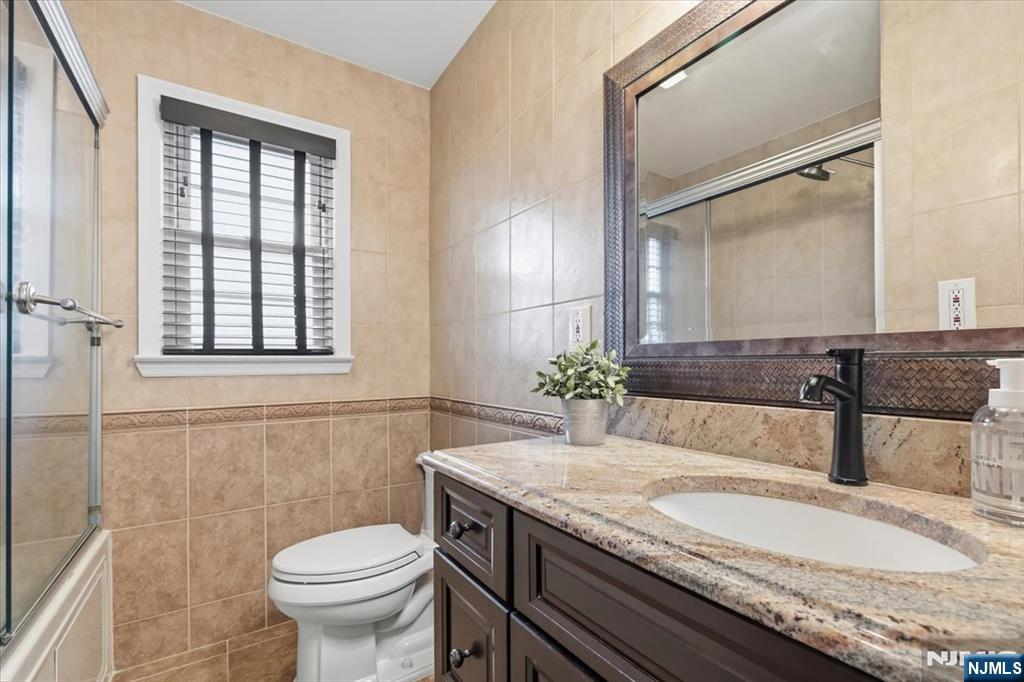 418 Fairfield Avenue Ridgewood, NJ 07450 - Photo 13 of 24