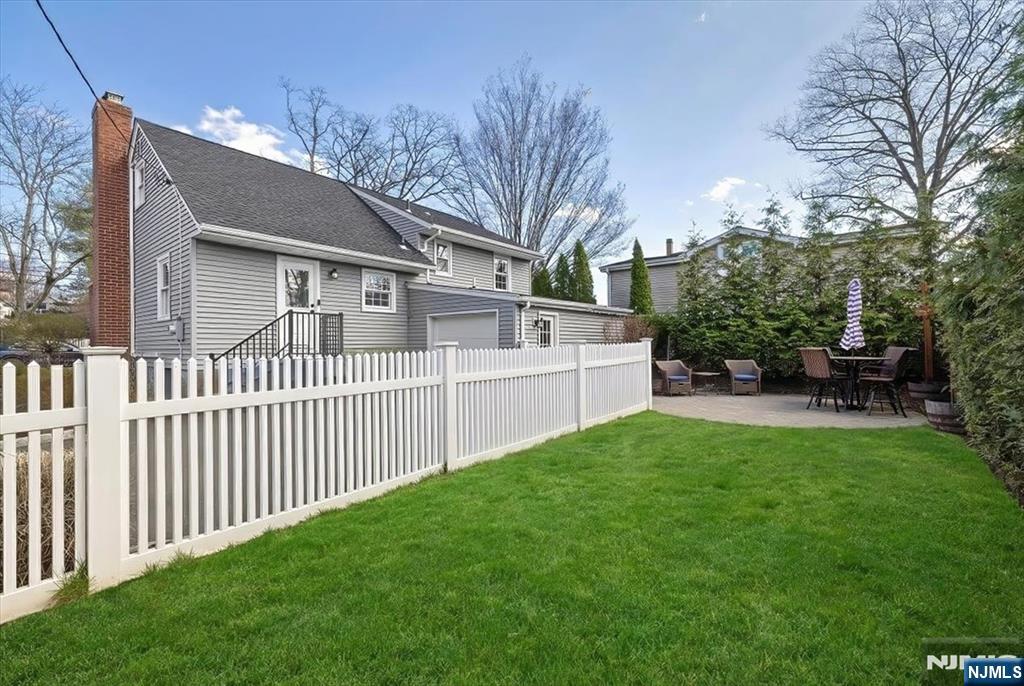 418 Fairfield Avenue Ridgewood, NJ 07450 - Photo 23 of 24