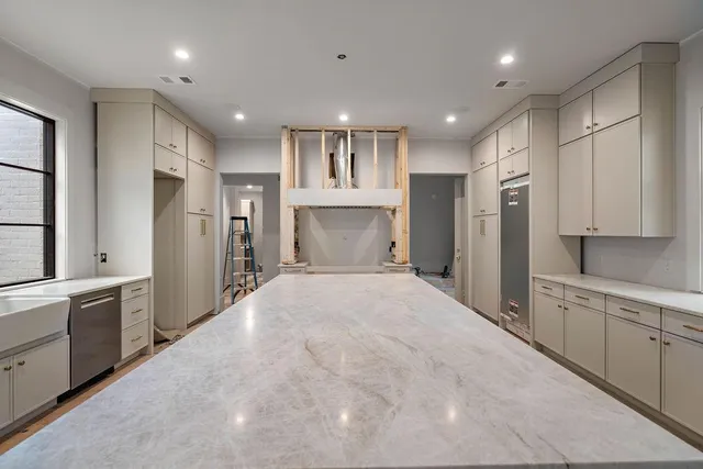 $2,175,000 | 909 South Madison Street, Covington, LA 70433