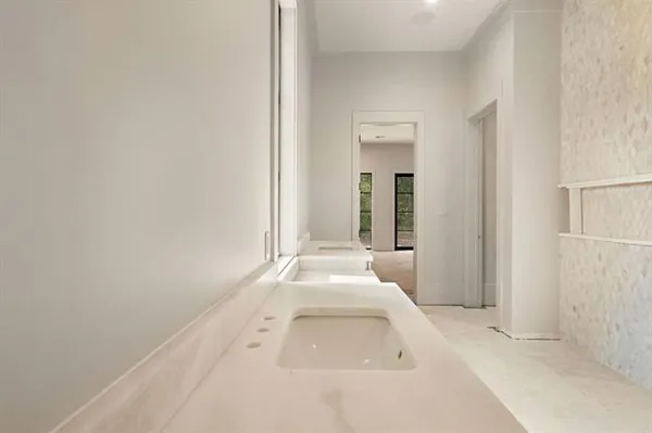$2,175,000 | 909 South Madison Street, Covington, LA 70433
