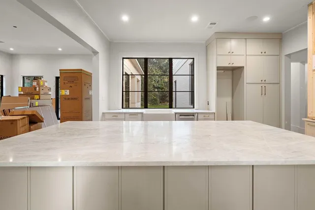 $2,175,000 | 909 South Madison Street, Covington, LA 70433