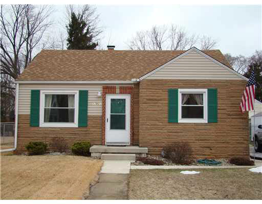 17601 Bulla Road South Bend, IN 46635 - Photo 1 of 11 Gallery Image 1