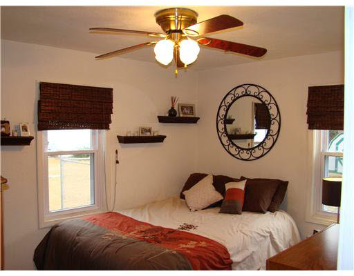 17601 Bulla Road South Bend, IN 46635 - Photo 5 of 11 Gallery Image 5