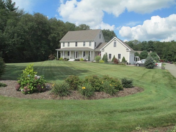 98 Spring Street Rehoboth, MA 02769 - Photo 2 of 26 Gallery Image 2