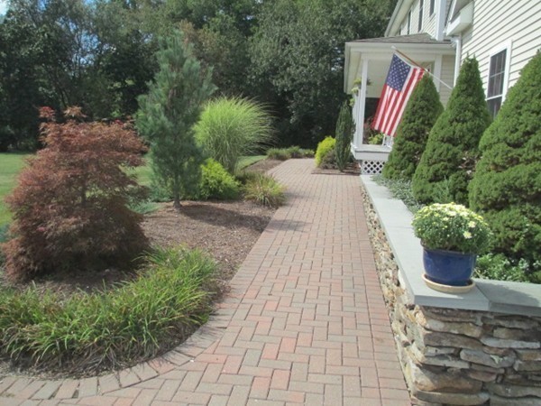 98 Spring Street Rehoboth, MA 02769 - Photo 5 of 26 Gallery Image 5