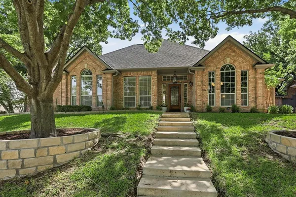 $599,000 | 3103 Regal Drive, Arlington, TX 76016