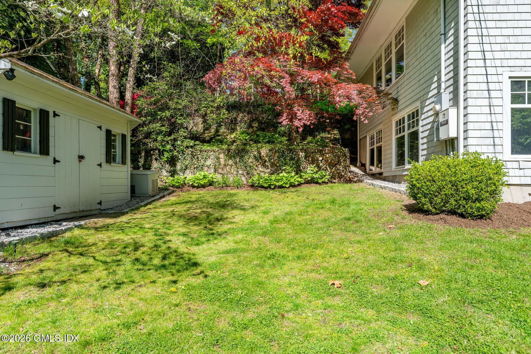 51 Glen Road Greenwich, CT 06830 - Photo 32 of 38 51 Glen Rd EXT 08 - WEB