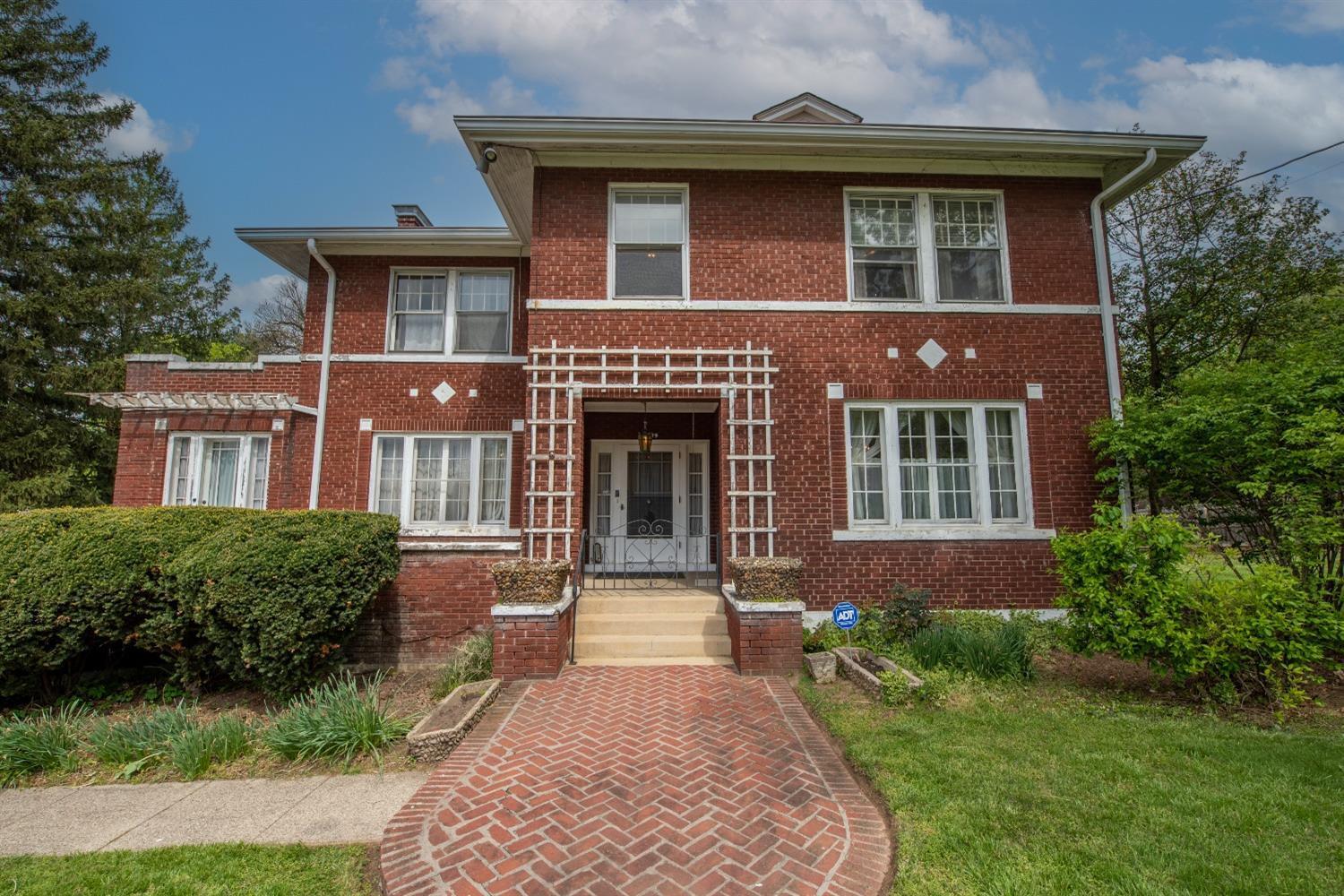 6319 Montgomery Road Cincinnati, OH 45213 - Photo 1 of 47 Gallery Image 1