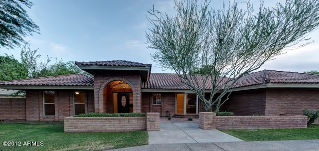 3315 East Osborn Road Phoenix, AZ 85018 - Photo 2 of 24 Front view 2