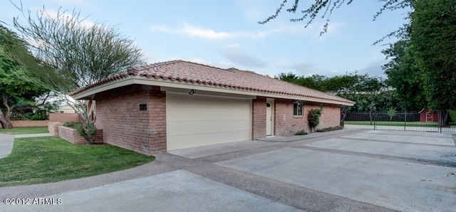 3315 East Osborn Road Phoenix, AZ 85018 - Photo 21 of 24 Side view