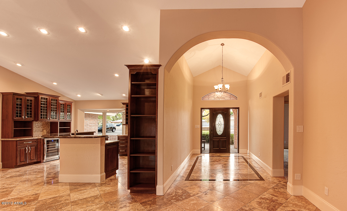 3315 East Osborn Road Phoenix, AZ 85018 - Photo 4 of 24 entrance kitchen overview