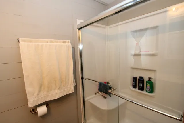 $335,000 | 1356 Wood Drive, Woodstock, IL 60098