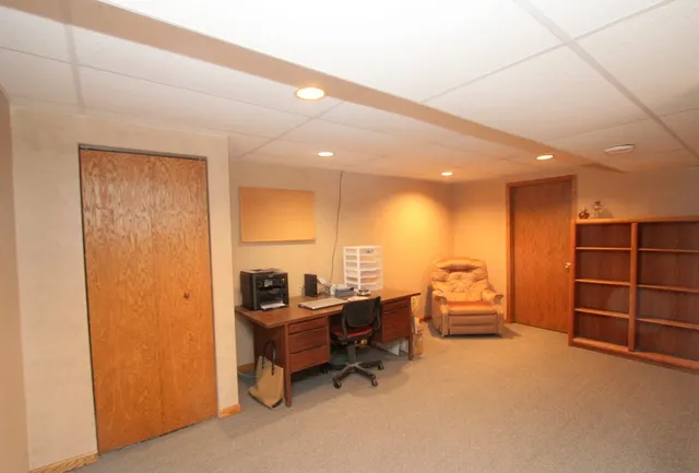 $335,000 | 1356 Wood Drive, Woodstock, IL 60098