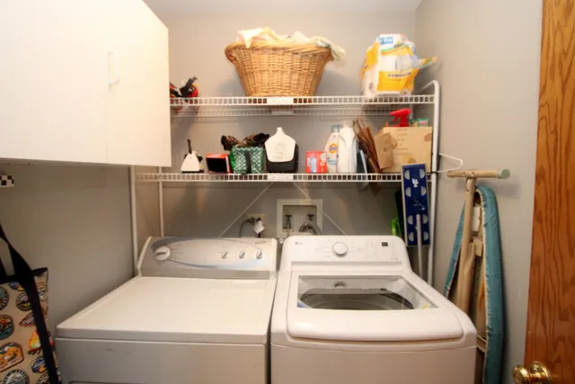 $335,000 | 1356 Wood Drive, Woodstock, IL 60098