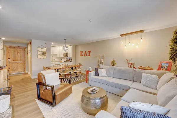 $850,000 | 110 South Park Avenue, Unit 124, Breckenridge, CO 80424